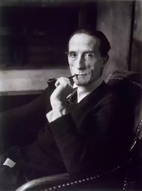 格物｜绅士必备有身份的人都拿着它