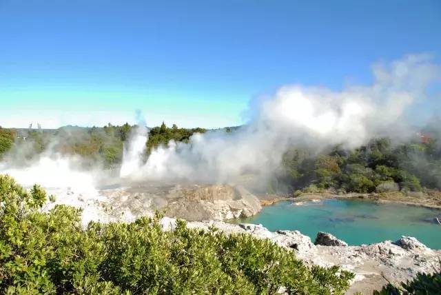 世界十大温泉排名第一,世界十大温泉镇