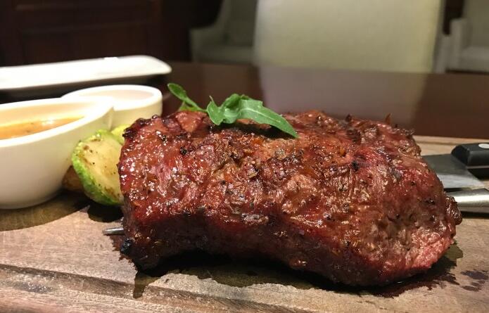 让你印象最深刻的牛排餐,新年的第一餐火锅