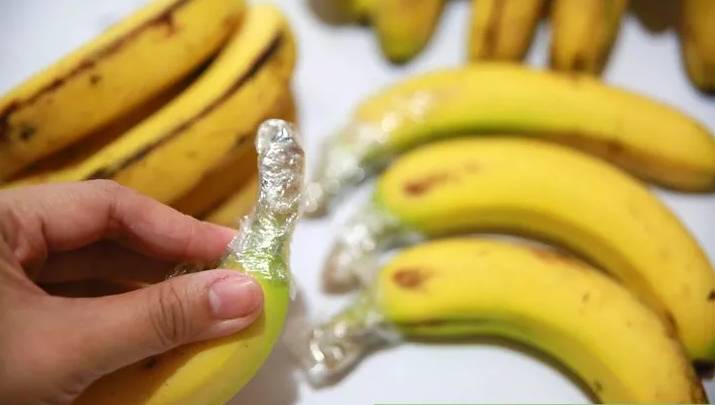 苹果切开后会氧化有什么办法,苹果切开久了变色还能吃吗