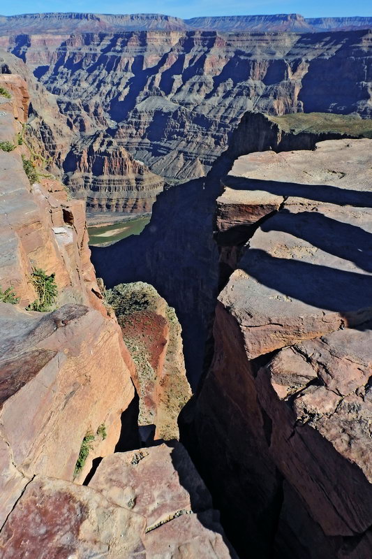 科罗拉多大峡谷在美国哪个州,科罗拉多大峡谷离拉斯维加斯多远