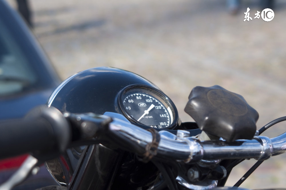 150摩托车加油门熄火是怎么回事,踏板摩托车油门自动加大怎么回事