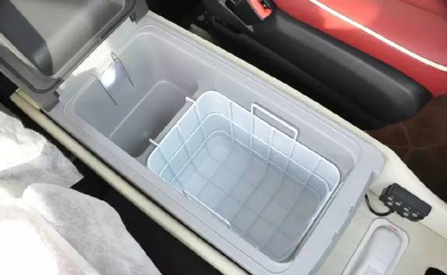 纯进口奔驰c型豪华房车,奔驰威霆房车28.98万起