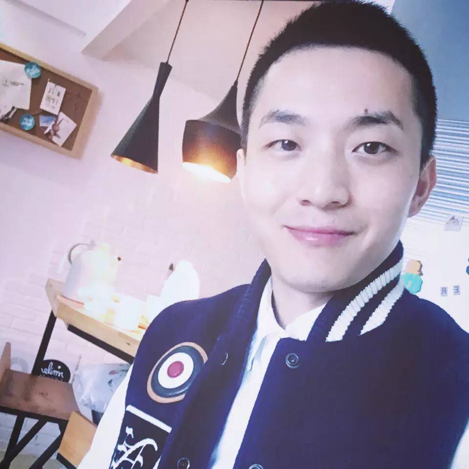 装修全程遥控，家具闲鱼网淘，资深宅男让闹市区老房大变样