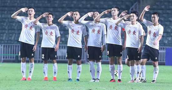 省港杯第二回合进球,肖智省港杯敬礼