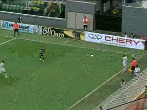 内马尔风骚过人,盘点内马尔的10个过人技巧教学