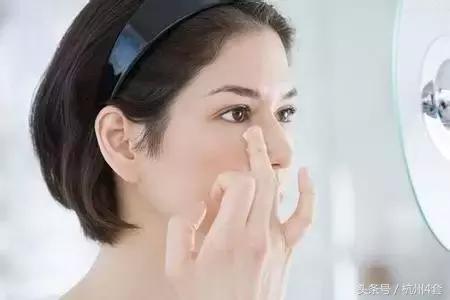 和黑眼圈说拜拜神器,跟熊猫眼说拜拜熬夜党必备眼霜