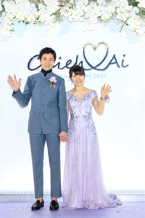 福原爱江宏杰亲密视频,江宏杰福原爱甜蜜视频日本