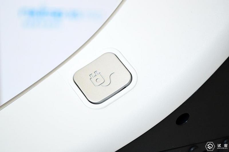 戴森床上吸尘器清洗,清洁床吸尘器