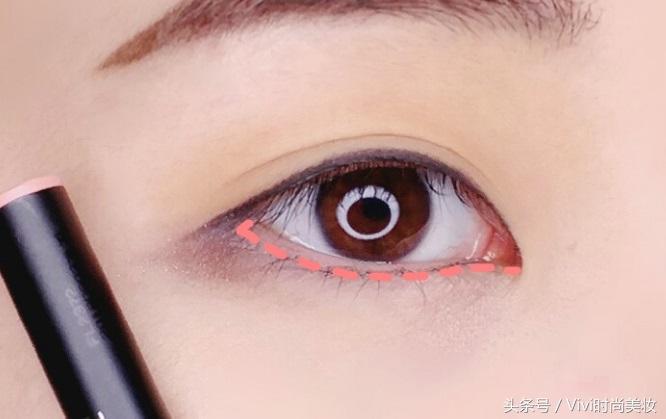 陈意涵蓝色系搭配图,圆眼陈意涵