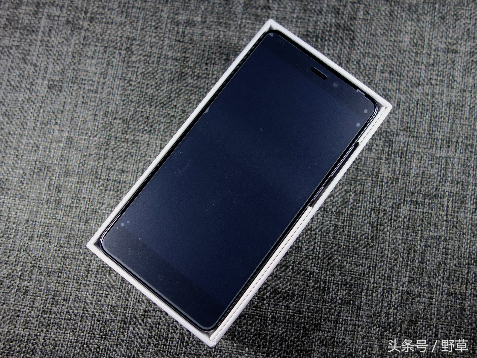 吴秀波刘诗诗刘昊然代言红米,红米广告刘诗诗吴秀波刘昊然