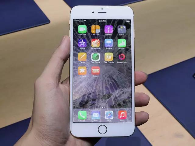 黑山万利时代手机商城手机屏碎免费换