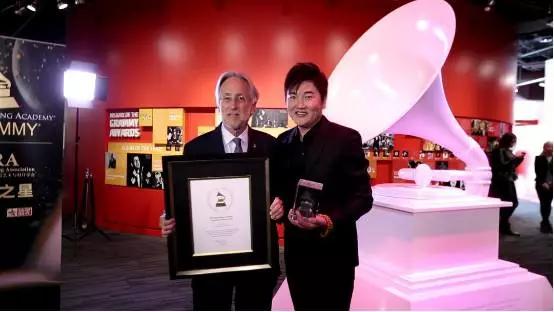 孙楠获得格莱美大奖的歌曲,格莱美奖的中国歌手孙楠