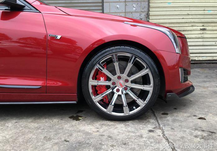 凯迪拉克atsl改装后扰流板,凯迪拉克atsl音响改装案例