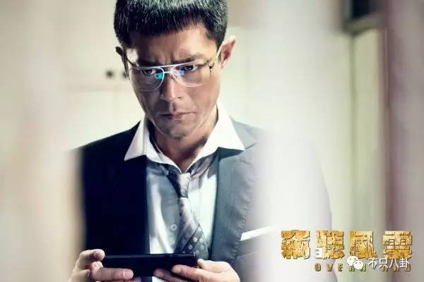 6颗蓝莓吃10分钟，无油无糖无淀粉还不能喝水，男星健身这么拼