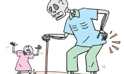 宝宝掉地上磕到头怎么处理,宝宝摔下床摔到头要不要去医院看