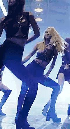 泰妍让允儿保持形象,允儿泰妍少女时代