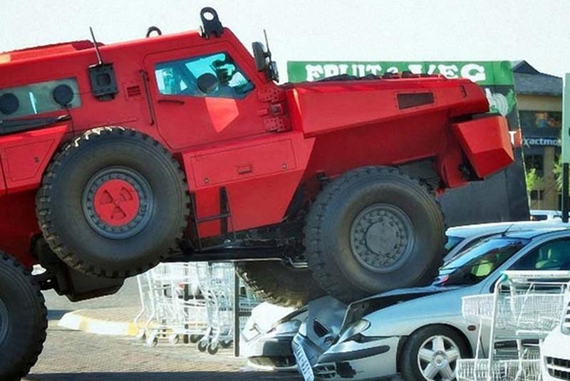 这些汽车比较霸气,随随便便压扁超跑轿车