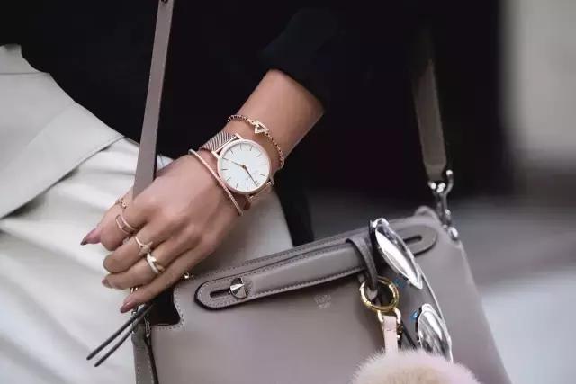 新款小众气质轻奢手表品牌,女生手表推荐200-300小众品牌
