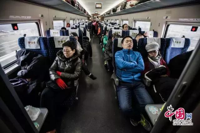 令老外震惊的中国春运,外国人眼里中国春运到底有多震撼