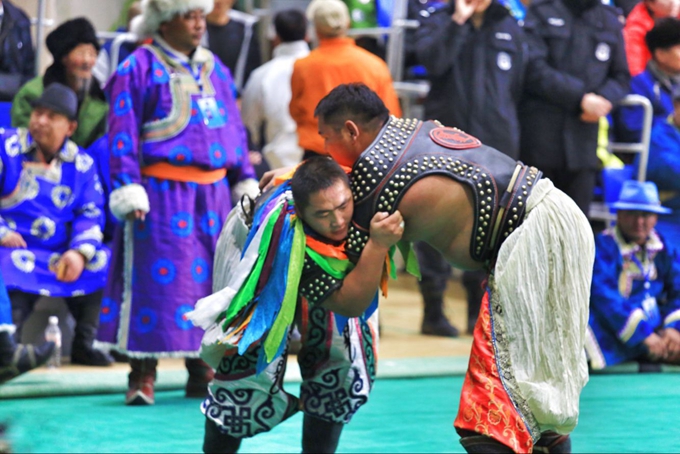 蒙古最精彩的竞技比赛,蒙古国搏克竞技