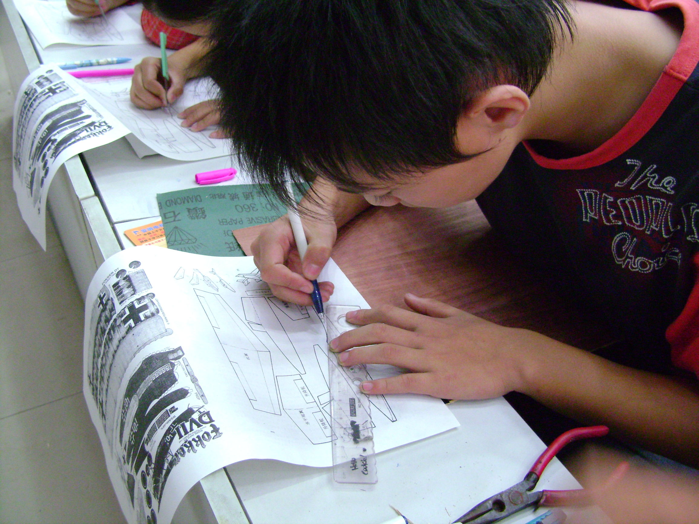 和谐号纸模型,创意纸模型教程