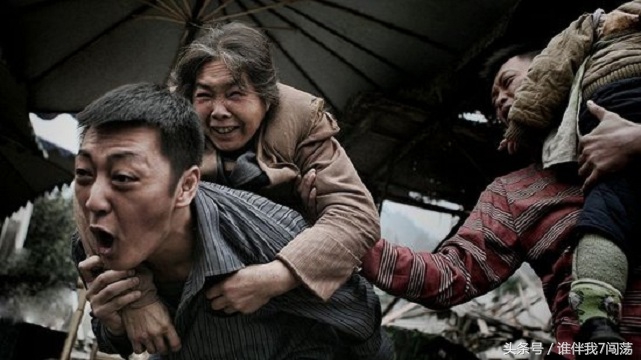 这个和孙继海合影的健硕男叫赵达，为演鬼吹灯王胖子，成了这样！