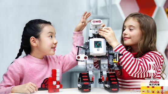 教育机器人真的神奇吗,人工智能教育产品如何盈利