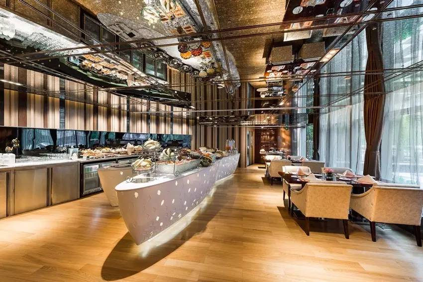 天河机场五星级酒店,五星酒店连住18天的感受