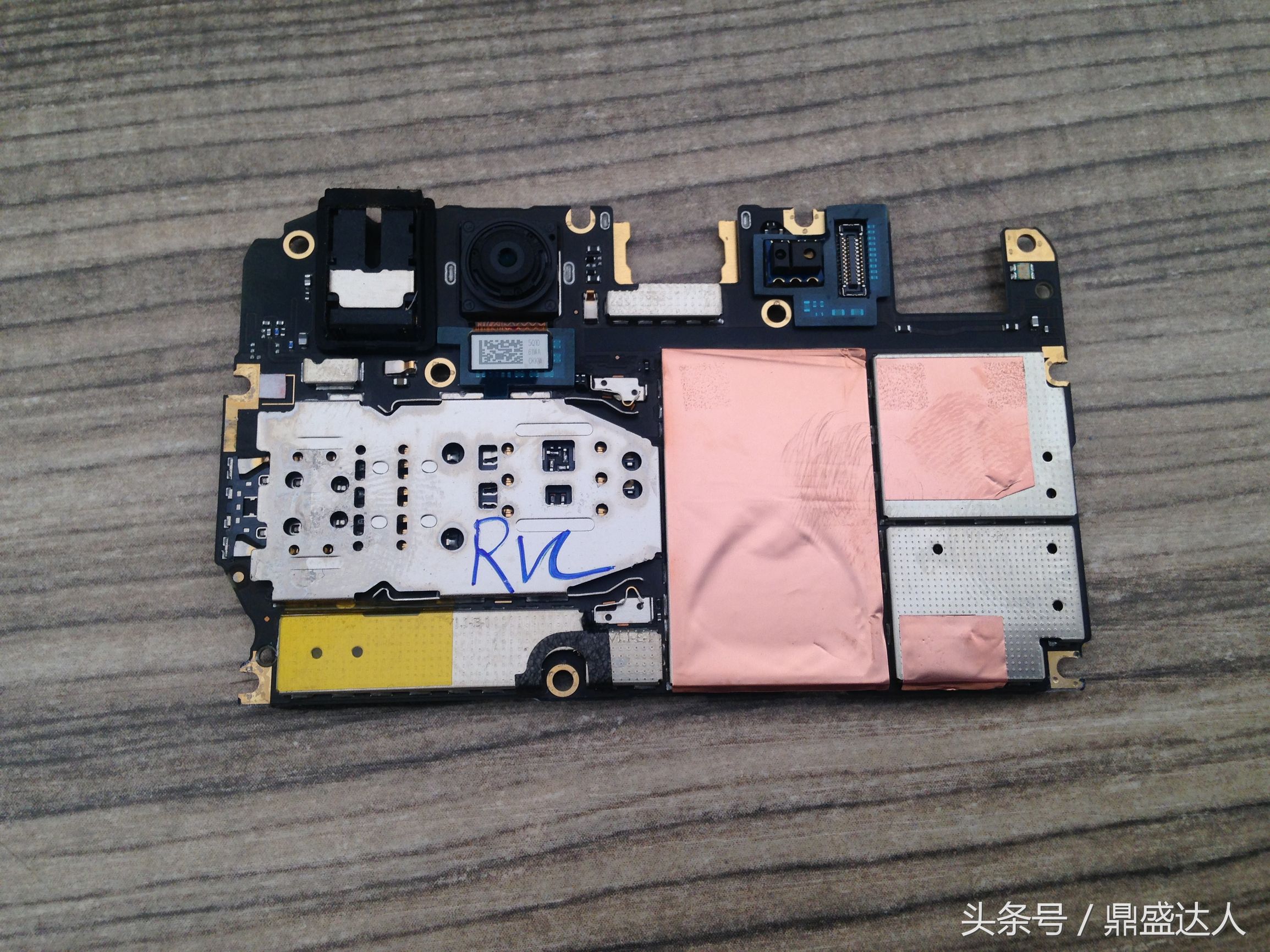 如何拆手机后盖vivox6a,拆vivox6d手机壳