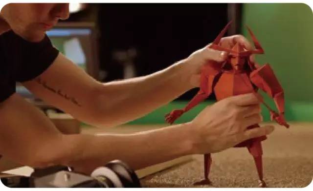 一个任性的导演，每周只拍三秒钟的电影