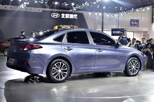 性价比高故障率低中大型轿车推荐,8万以内安全性好的车推荐