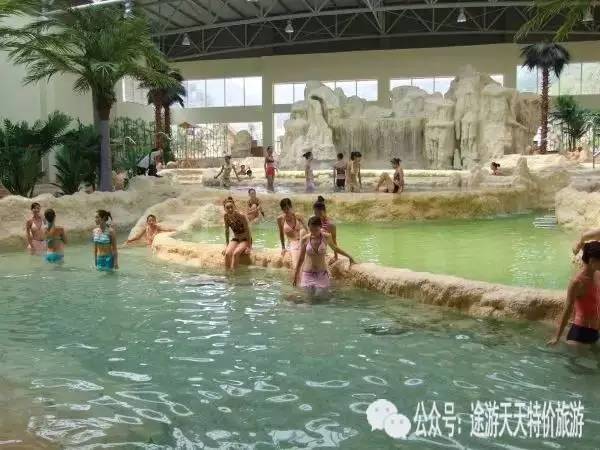 泡温泉上档次,冬天温泉真舒服