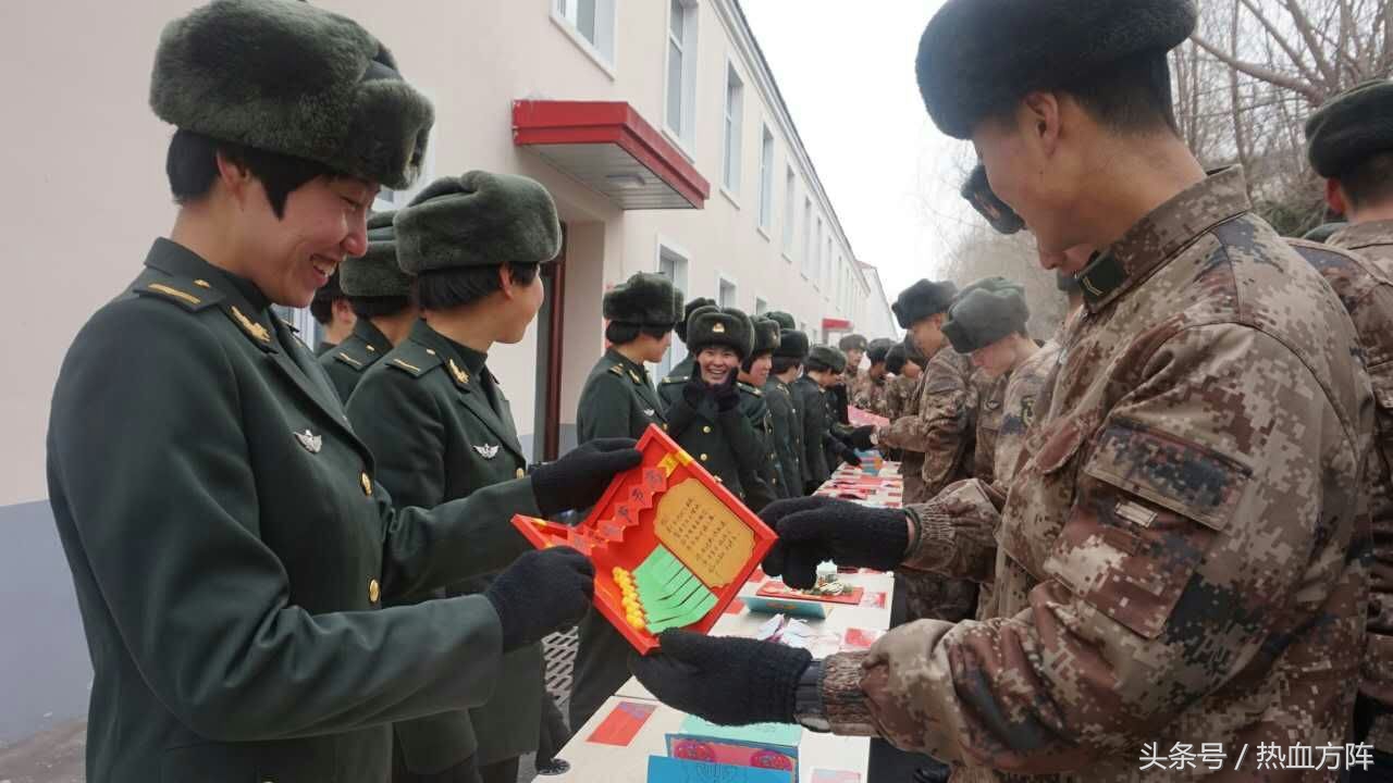 军人节日贺卡制作过程,边防官兵贺卡制作过程