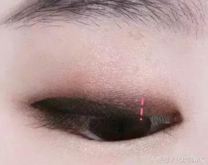 眼妆怎么画显大又干净内双眼皮,内双单眼皮眼妆怎么画自然又好看