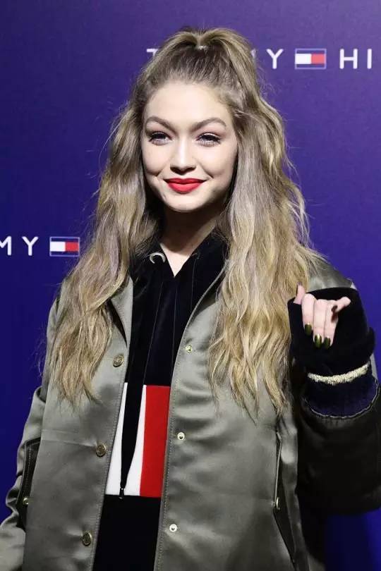 大红唇特别显老,大红唇真的很考验气质