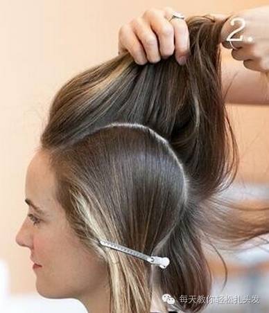 中短发新娘盘发视频,韩式盘发新娘短发纹理