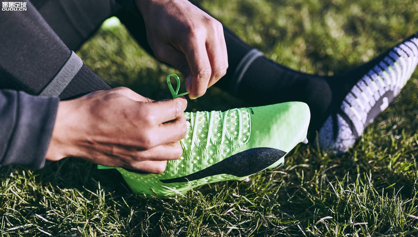 彪马足球鞋evopower1.4,pumaone20.1足球鞋测评