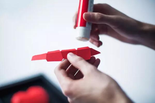 情人节礼物送什么小物件,情人节穷人送什么礼物比较好