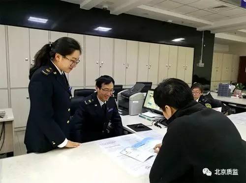 小天鹅滚筒洗衣机的使用方法,滚筒洗衣机预约操作过程