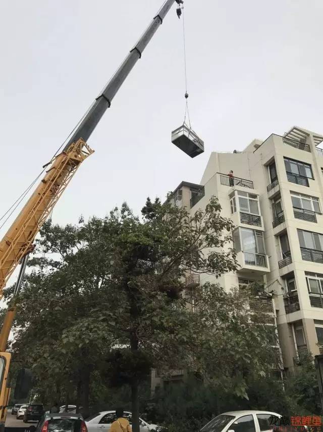 地缸里面漂浮的粉末怎么解决,粘的地缸怎么干得快