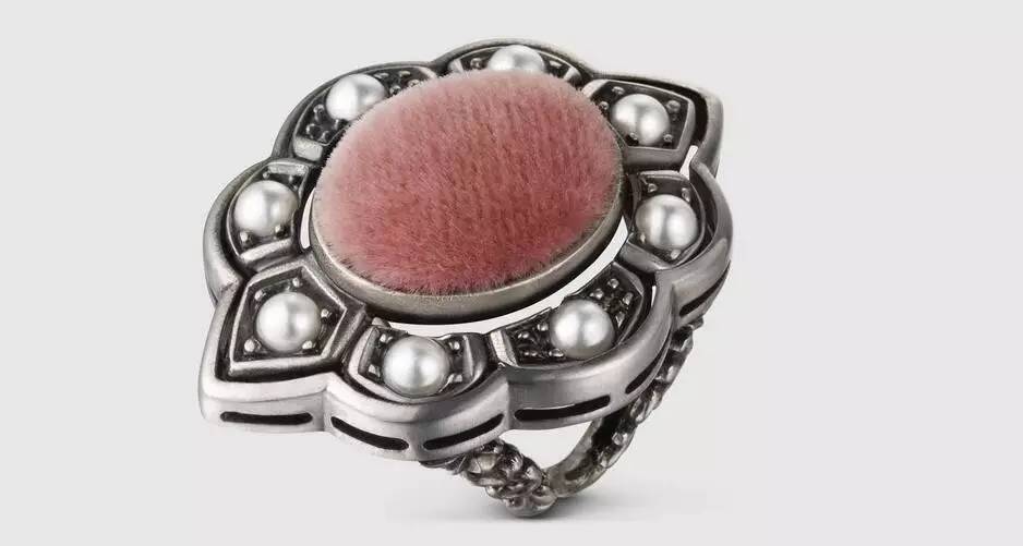 2·14送礼秘招：怎样的粉色浪漫，才能直戳女盆友的小心心！