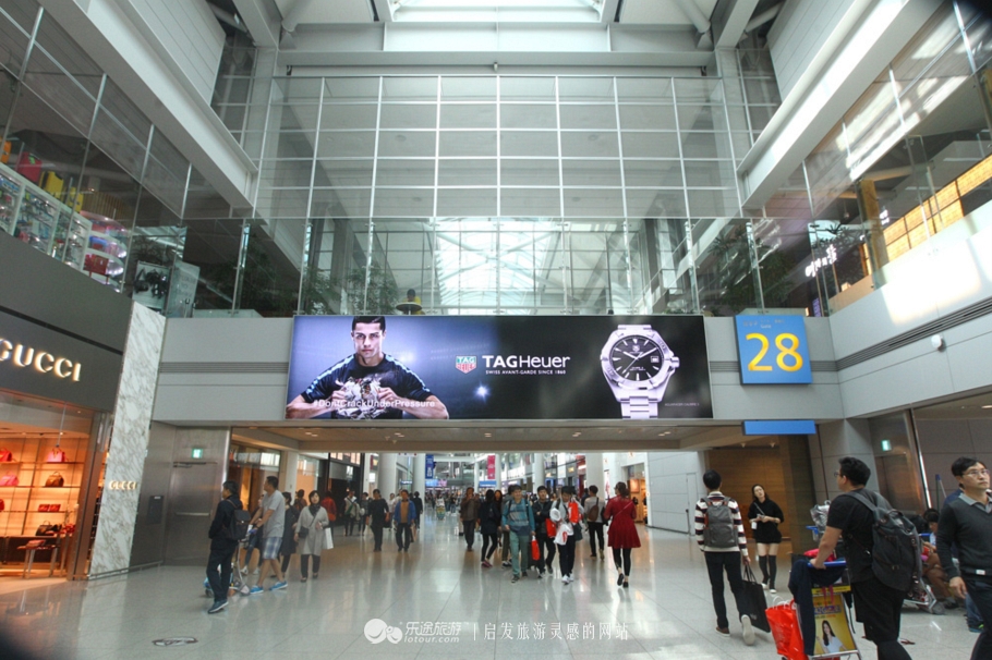 在仁川可以去哪里购买奢侈品衣服,仁川机场购物哪里好