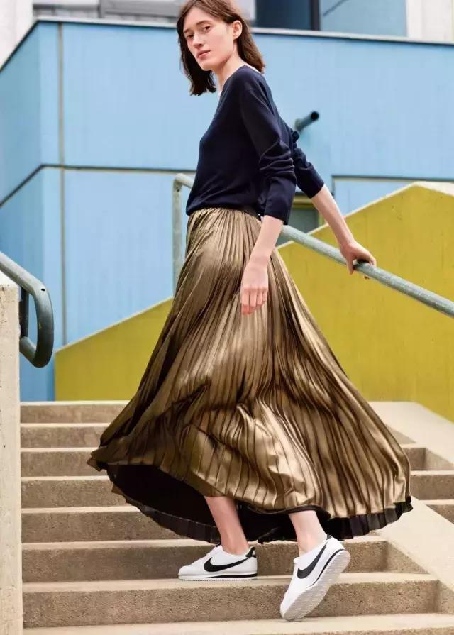 杨幂同款小白鞋阿迪达斯,杨幂小布鞋