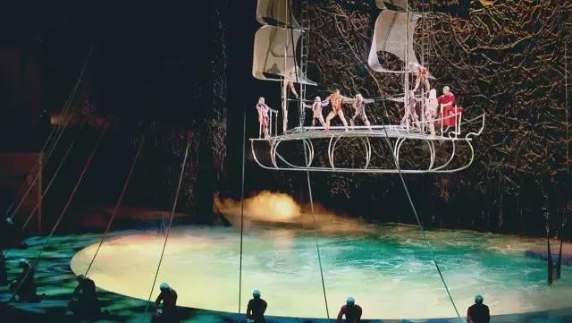 不好意思，中国人想要的春节已经在美国上线