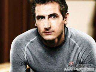 足球场上的帅哥门将,足球场上的帅哥视频