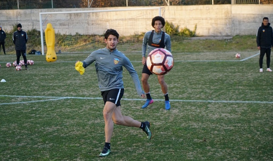 权健寻枪终有所获昔日实况妖人已随队训练