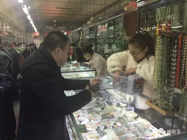 玉源头岫岩,天然的岫岩