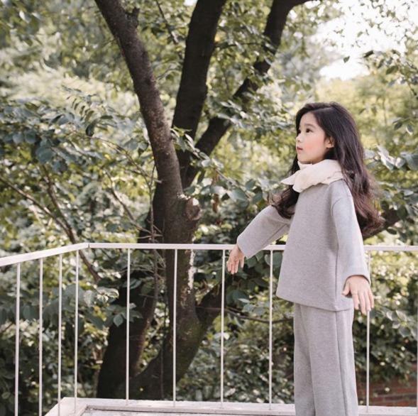 刘仁娜同款墨镜女夏高级感,韩国女明星刘仁娜冬天穿搭