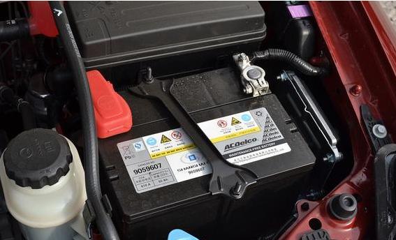 电瓶不存电该怎么做,电瓶亏电5v以下